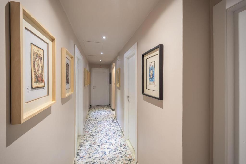 Boutique rooms carbonazzi 17 Cagliari Extérieur photo