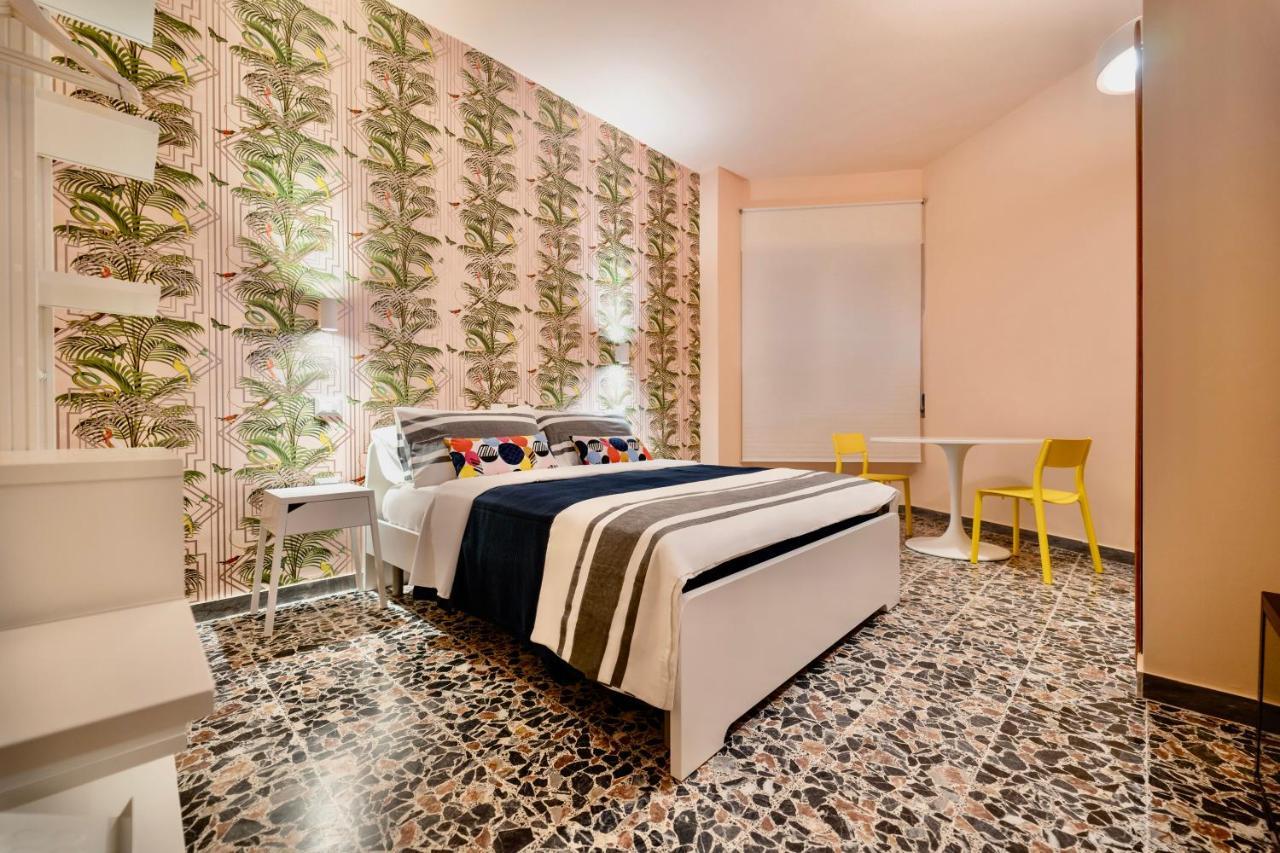 Boutique rooms carbonazzi 17 Cagliari Extérieur photo