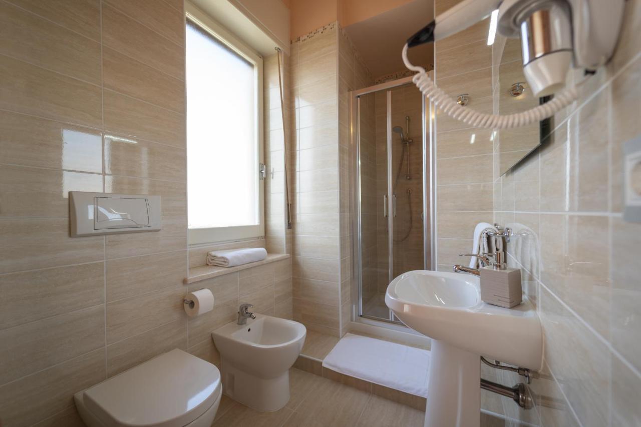 Boutique rooms carbonazzi 17 Cagliari Extérieur photo