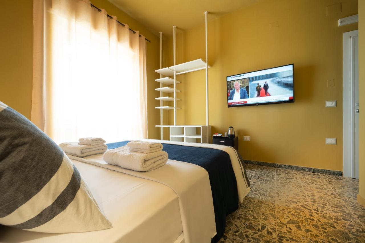 Boutique rooms carbonazzi 17 Cagliari Extérieur photo